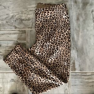 Chico’s Leopard print Juliet pants